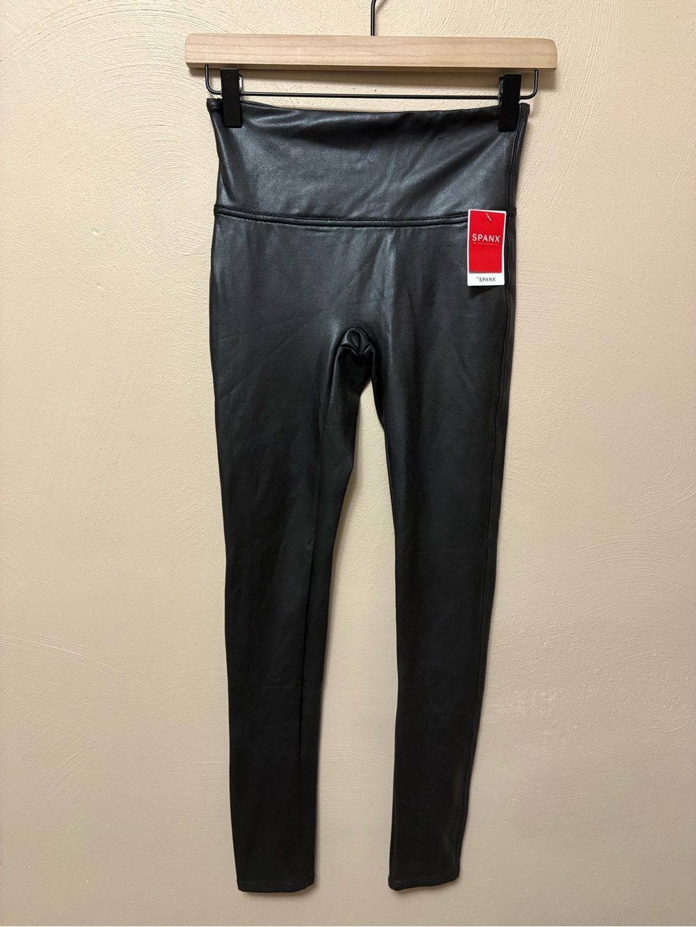 Spanx Faux Leather Leggings in Black Size Small NWT New - Picture 4 of 15